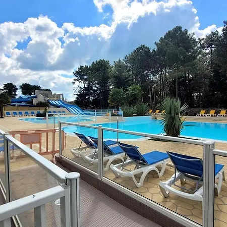 Bungalow De 3 Chambres Avec Piscine Partagee Terrasse Et Wifi A Jean De Monts A 3 Km De La Nyaraló *