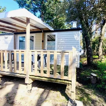 Bungalow De 3 Chambres Avec Piscine Partagee Terrasse Et Wifi A Jean De Monts A 3 Km De La *