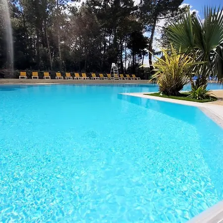 Bungalow De 3 Chambres Avec Piscine Partagee Terrasse Et Wifi A Jean De Monts A 3 Km De La Nyaraló