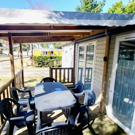 Bungalow De 3 Chambres Avec Piscine Partagee Terrasse Et Wifi A Jean De Monts A 3 Km De La Saint-Jean-de-Monts